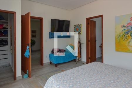 Casa de condomínio à venda com 300m², 5 quartos e 1 vaga Casa de condomínio à venda com 300m², 5 quartos e 1 vagaSuite 1