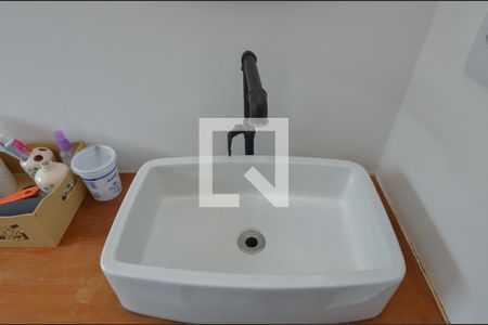 Casa de condomínio à venda com 300m², 5 quartos e 1 vaga Casa de condomínio à venda com 300m², 5 quartos e 1 vagaBanheiro