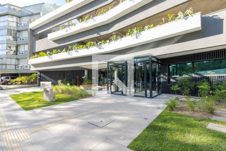 Apartamento à venda com 43m², 1 quarto e sem vaga Apartamento à venda com 43m², 1 quarto e sem vagaFachada e portaria