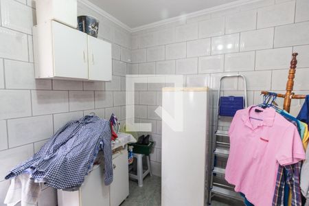Casa à venda com 170m², 3 quartos e 3 vagas Casa à venda com 170m², 3 quartos e 3 vagasQuarto de serviço