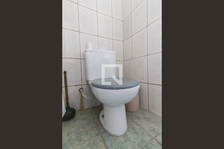 Casa à venda com 170m², 3 quartos e 3 vagas Casa à venda com 170m², 3 quartos e 3 vagasBanheiro de serviço