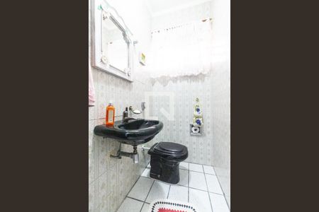 Casa à venda com 170m², 3 quartos e 3 vagas Casa à venda com 170m², 3 quartos e 3 vagasLavabo