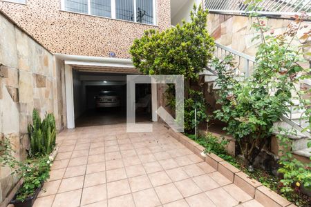 Casa à venda com 170m², 3 quartos e 3 vagas Casa à venda com 170m², 3 quartos e 3 vagasGaragem