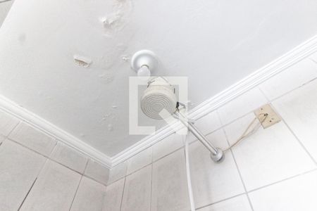 Casa à venda com 170m², 3 quartos e 3 vagas Casa à venda com 170m², 3 quartos e 3 vagasBanheiro de serviço