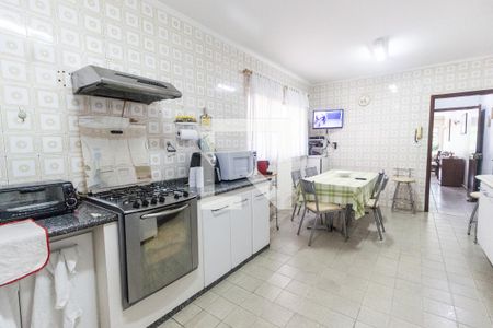 Casa à venda com 170m², 3 quartos e 3 vagas Casa à venda com 170m², 3 quartos e 3 vagasCozinha