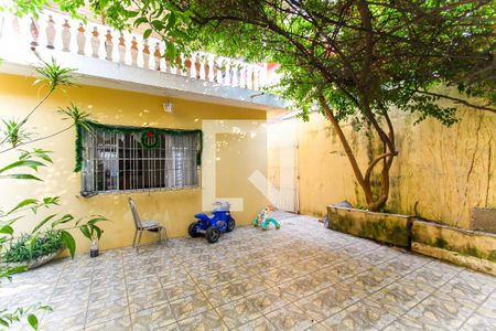 Casa à venda com 120m², 2 quartos e 2 vagas Casa à venda com 120m², 2 quartos e 2 vagasQuintal