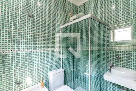 Casa à venda com 212m², 3 quartos e 6 vagas Casa à venda com 212m², 3 quartos e 6 vagasBanheiro da Suíte master