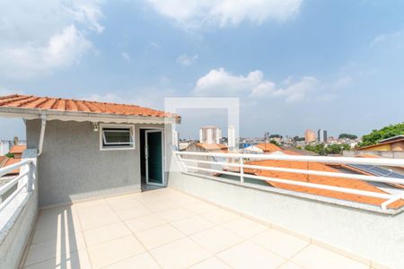 Casa à venda com 212m², 3 quartos e 6 vagas Casa à venda com 212m², 3 quartos e 6 vagasVaranda