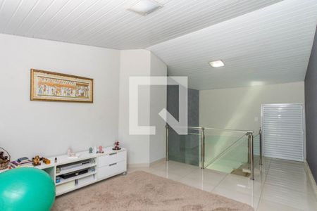 Casa à venda com 212m², 3 quartos e 6 vagas Casa à venda com 212m², 3 quartos e 6 vagasSótao