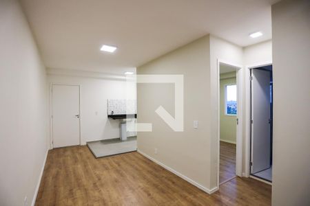 Sala  de apartamento para alugar com 2 quartos, 47m² em Barro Branco, Cotia