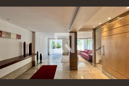 Apartamento à venda com 180m², 4 quartos e 3 vagasHall de entrada