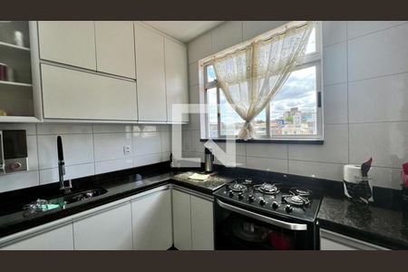 Apartamento à venda com 180m², 4 quartos e 3 vagasCozinha