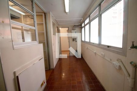 Apartamento à venda com 145m², 3 quartos e 1 vagaÁrea de Serviço