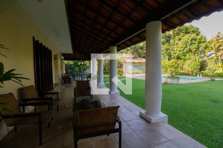 Casa à venda com 550m², 4 quartos e 5 vagasVaranda