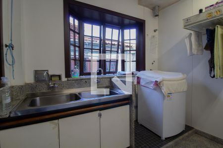 Casa à venda com 550m², 4 quartos e 5 vagasÁrea de Serviço