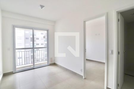 Sala de apartamento para alugar com 2 quartos, 38m² em Vila Invernada, São Paulo