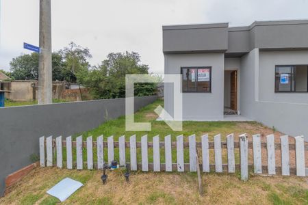 Casa à venda com 50m², 2 quartos e 2 vagas Casa à venda com 50m², 2 quartos e 2 vagasFachada
