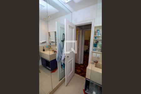 Apartamento à venda com 290m², 4 quartos e 1 vagaBanheiro Social