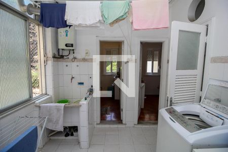 Apartamento à venda com 290m², 4 quartos e 1 vagaÁrea de Serviço