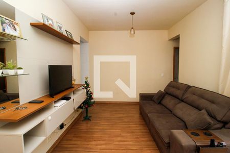 Sala de apartamento à venda com 3 quartos, 66m² em Fernão Dias, Belo Horizonte