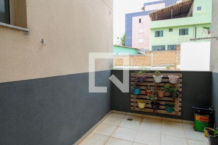Area privativa de apartamento à venda com 3 quartos, 66m² em Fernão Dias, Belo Horizonte