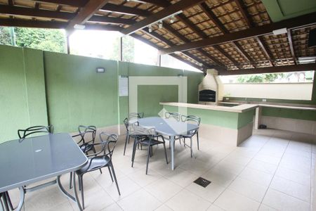 Apartamento à venda com 65m², 3 quartos e 1 vaga Apartamento à venda com 65m², 3 quartos e 1 vagaÁrea comum - Churrasqueira