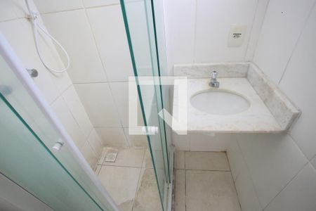 Apartamento à venda com 65m², 3 quartos e 1 vaga Apartamento à venda com 65m², 3 quartos e 1 vagaBanheiro da Suíte