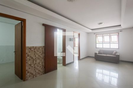 Sala de casa à venda com 3 quartos, 240m² em Sarandi, Porto Alegre