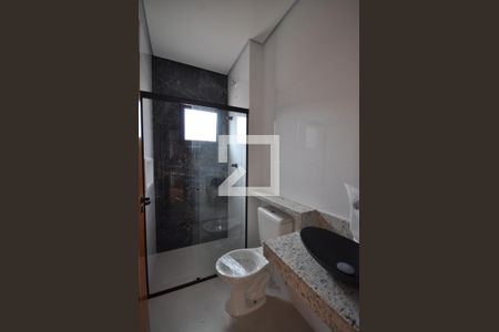 Casa à venda com 110m², 3 quartos e 3 vagasBanheiro da Suíte 1