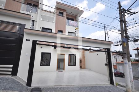 Casa à venda com 110m², 3 quartos e 3 vagasFachada