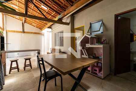 Casa à venda com 252m², 3 quartos e 3 vagas Casa à venda com 252m², 3 quartos e 3 vagasÁrea Gourmet