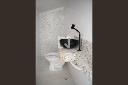 Casa à venda com 110m², 3 quartos e 2 vagasLavabo