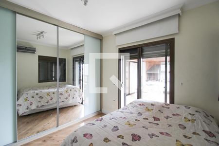 Apartamento à venda com 228m², 4 quartos e 4 vagas Apartamento à venda com 228m², 4 quartos e 4 vagasQuarto 3