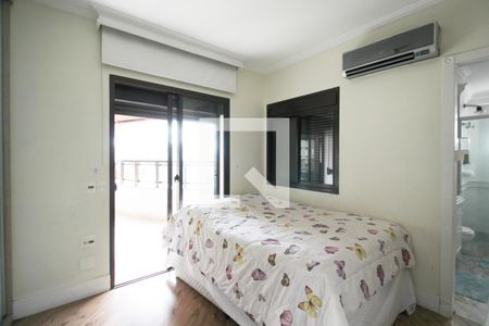 Apartamento à venda com 228m², 4 quartos e 4 vagas Apartamento à venda com 228m², 4 quartos e 4 vagasQuarto 3