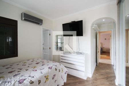 Apartamento à venda com 228m², 4 quartos e 4 vagas Apartamento à venda com 228m², 4 quartos e 4 vagasQuarto 3