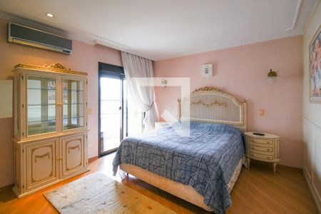 Apartamento à venda com 228m², 4 quartos e 4 vagas Apartamento à venda com 228m², 4 quartos e 4 vagasQuarto 1