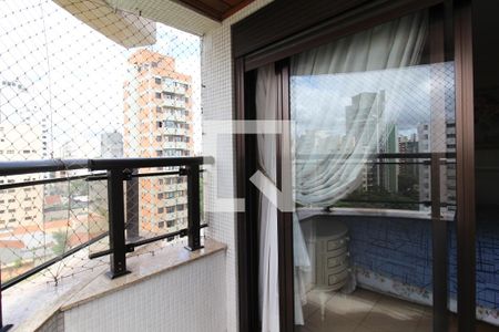 Apartamento à venda com 228m², 4 quartos e 4 vagas Apartamento à venda com 228m², 4 quartos e 4 vagasvaranda Quarto 1