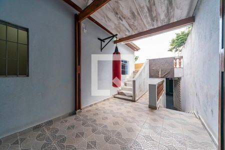 Casa à venda com 100m², 3 quartos e 4 vagasQuintal 