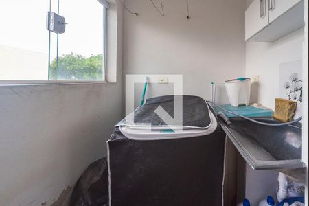 Casa à venda com 100m², 3 quartos e 4 vagasÁrea de serviço 2