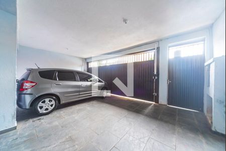Casa à venda com 100m², 3 quartos e 4 vagasGaragem