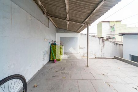 Casa à venda com 100m², 3 quartos e 4 vagasÁrea de Serviço