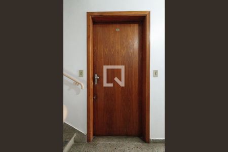 Apartamento à venda com 55m², 2 quartos e 1 vaga Apartamento à venda com 55m², 2 quartos e 1 vagaPorta