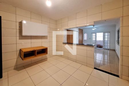 Sala de casa para alugar com 2 quartos, 90m² em Neves, Niterói