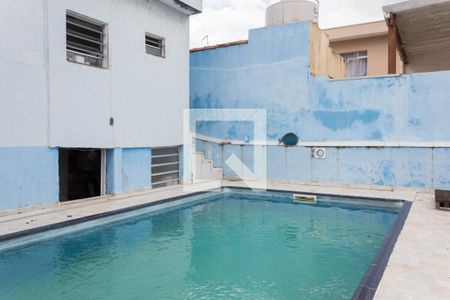 Casa à venda com 380m², 4 quartos e 3 vagas Casa à venda com 380m², 4 quartos e 3 vagasÁrea comum