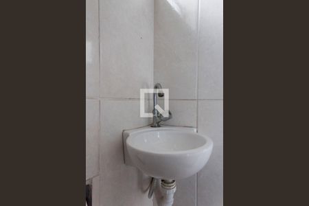 Casa à venda com 380m², 4 quartos e 3 vagas Casa à venda com 380m², 4 quartos e 3 vagasBanheiro de serviço