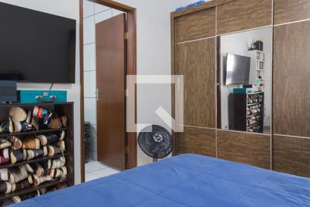 Casa à venda com 380m², 4 quartos e 3 vagas Casa à venda com 380m², 4 quartos e 3 vagasSuíte 2