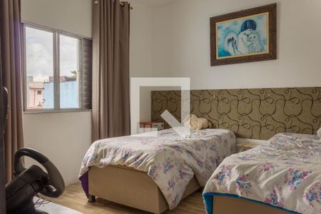 Casa à venda com 380m², 4 quartos e 3 vagas Casa à venda com 380m², 4 quartos e 3 vagasQuarto 2
