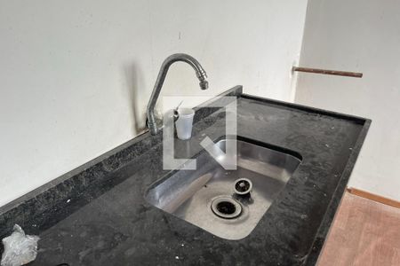 Cozinha de casa para alugar com 1 quarto, 78m² em Parque Independência , Duque de Caxias