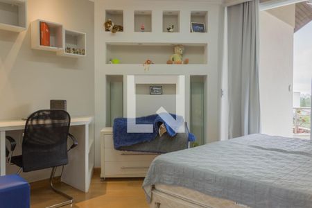Casa de condomínio à venda com 480m², 5 quartos e 6 vagas Casa de condomínio à venda com 480m², 5 quartos e 6 vagasSuíte 3