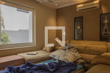 Casa de condomínio à venda com 480m², 5 quartos e 6 vagas Casa de condomínio à venda com 480m², 5 quartos e 6 vagasSuíte 4